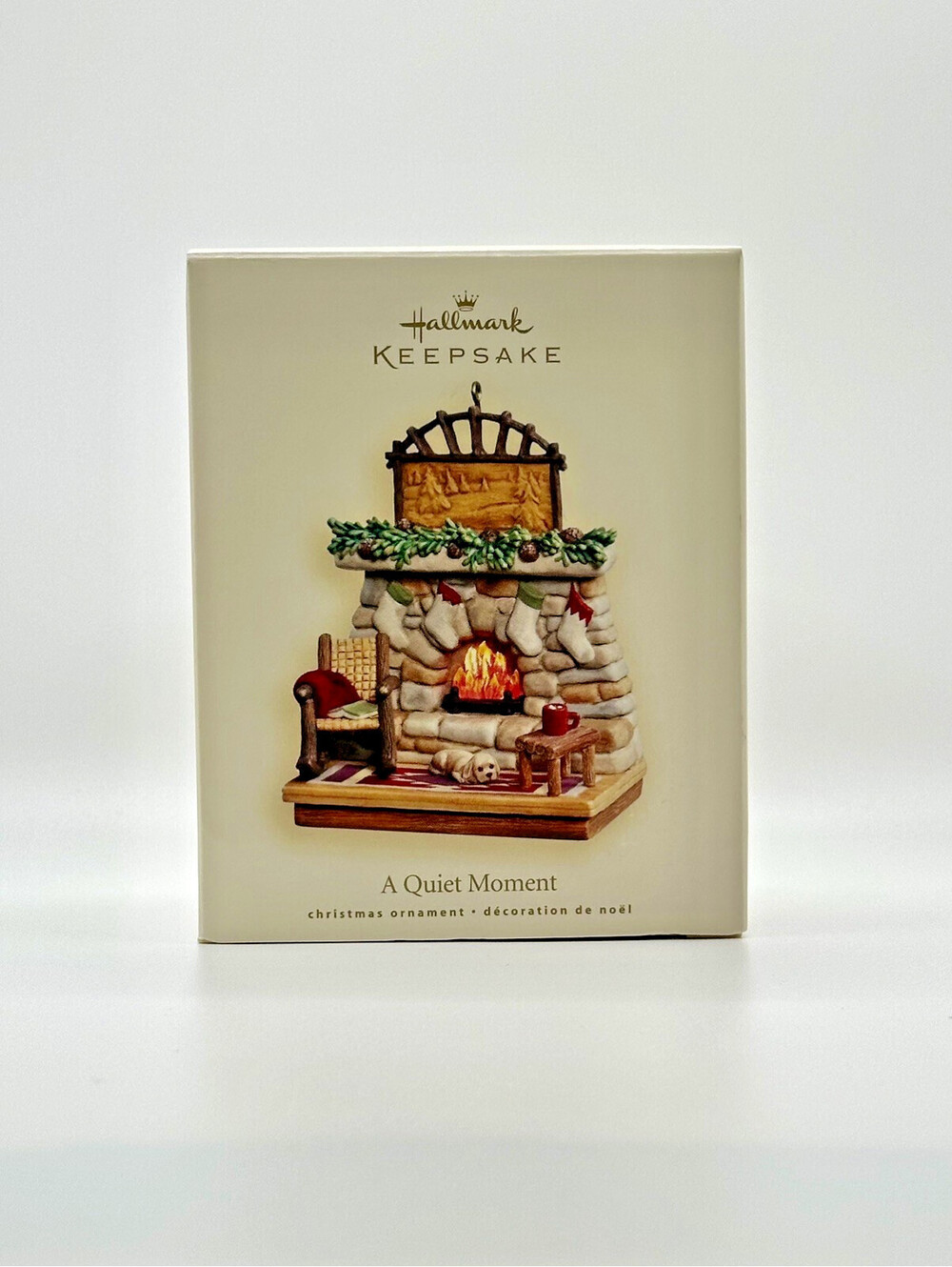 2007 Hallmark QXG7099 "A Quiet Moment" Ornament